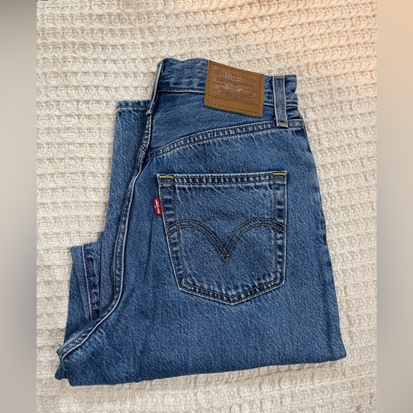 Levi’s premium HIGH LOOSE TAPER FIT WOMEN'S JEANS size 24 - Picture 8 of 11